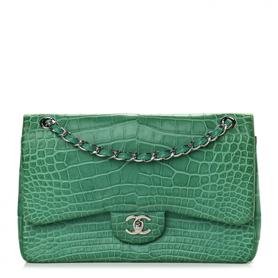 95228fb9807b092810651525141ad18c Why Can't You Buy Chanel Online? The Best Way To Buy a Chanel Bag in 2023